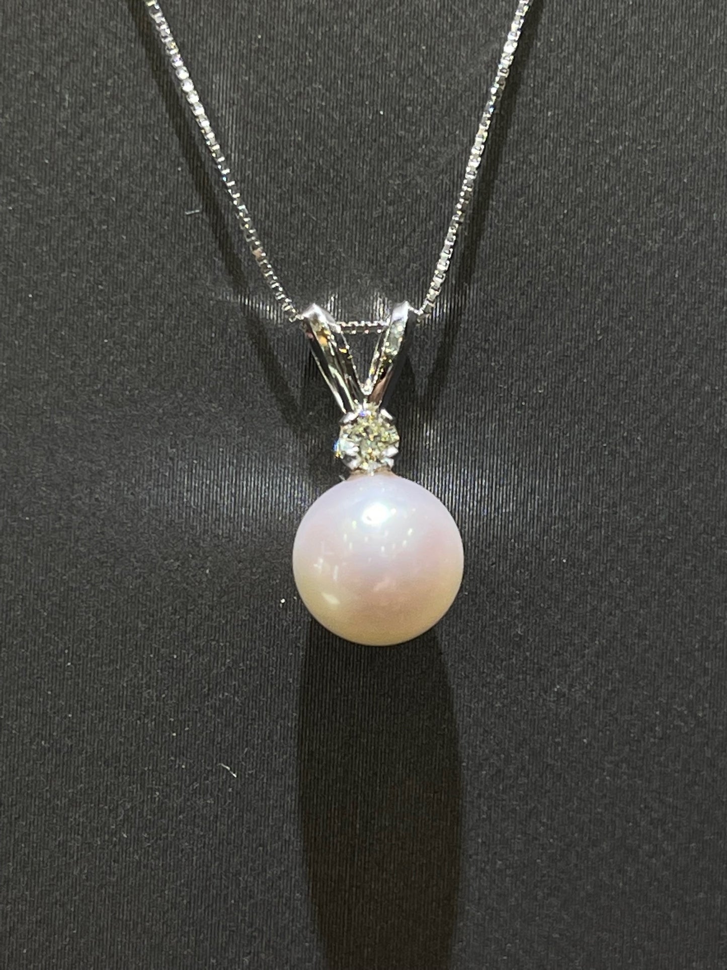 14KW AKOYA CULTURED PEARL NECKLACE PENDANT 7.5-8.0MM W/1 RD DIA 0.05CT NECKLACE